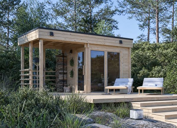 Sauna drewniana FREJA z zadaszonym tarasem (bal lity) – 4,5×2,5 m, 9,15 m² thumbnail 1