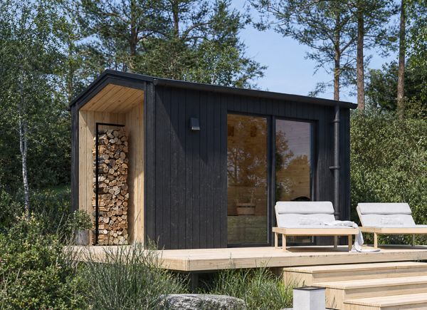 Sauna drewniana SERENE 1 z gankiem (drewno opalane + naturalna sosna) – 3,3×2,5 m, 6,25 m² thumbnail 1